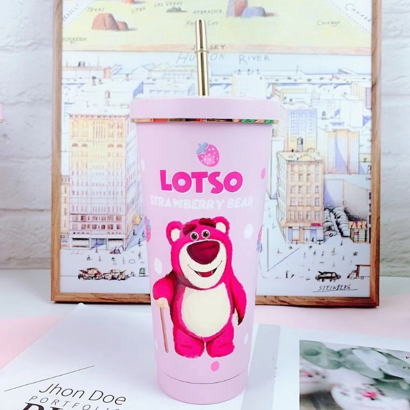 Bình giữ nhiệt họa tiết gấu dâu Lotso 750ml bằng inox 304 tặng kèm túi đựng ly que cọ ống hút