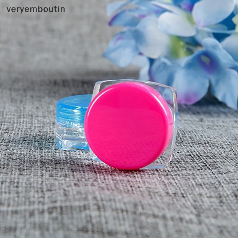 Set 10 Lọ Nhựa Rỗng Mini Hình Vuông Đựng Mỹ Phẩm / Kem / Sữa Dưỡng Tiện Dụng