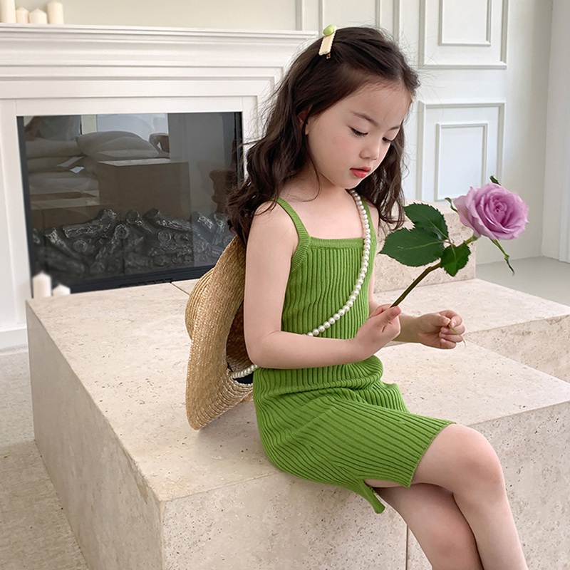 Váy Yếm Màu Xanh Bơ Thời Trang Mùa Hè Phong Cách Mới Dành Cho Bé Gái