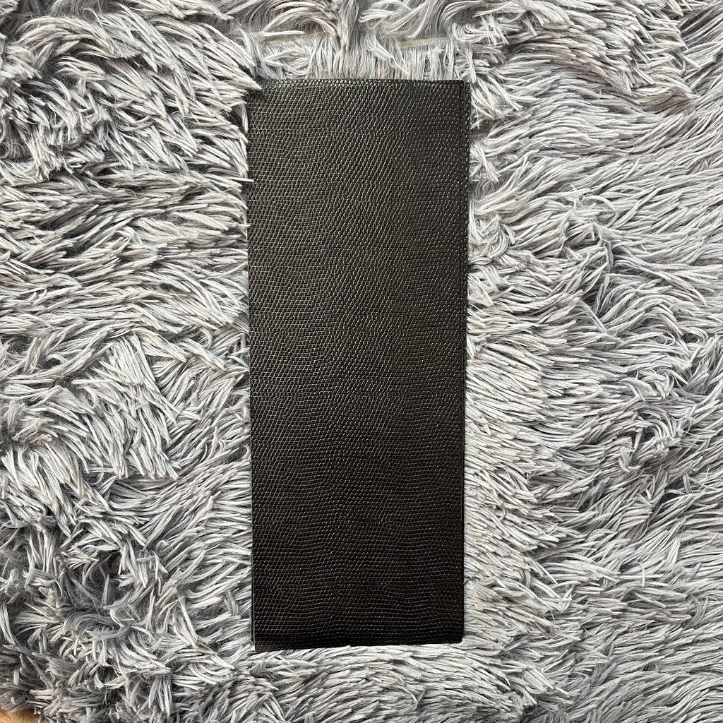 DA BỌC CHUÔI CƠ BI-A MÀU ĐEN - DẬP VÂN