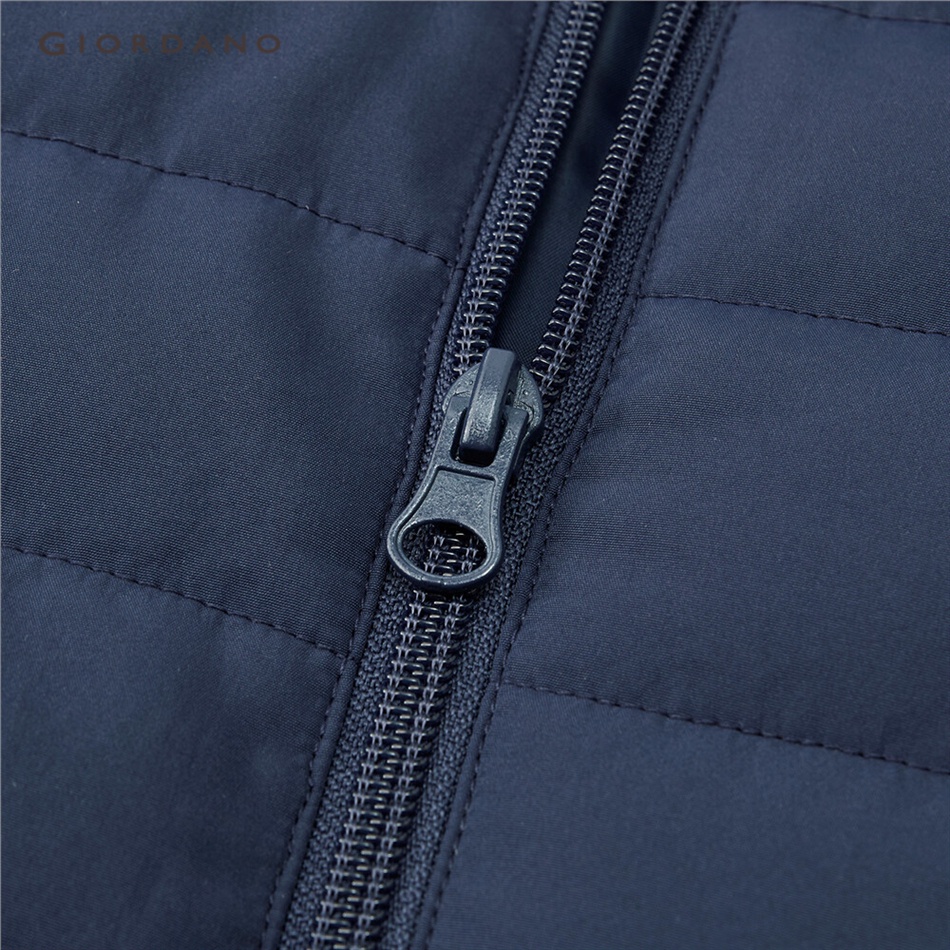 Áo khoác nam GIORDANO 13072816 có đệm cổ đứng màu trơn nhiều túi