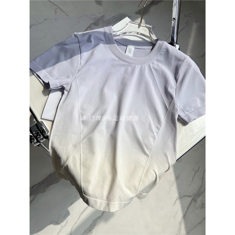 Áo Thun Thể Thao Tay Ngắn Dáng Rộng Thoáng Khí Mềm Mại Hợp Thời Trang