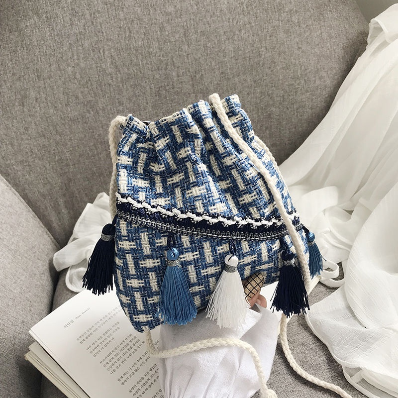 Túi Xách bucket Dệt Phối Tua Rua Phong Cách Cổ Điển Thời Trang Dành Cho Nữ