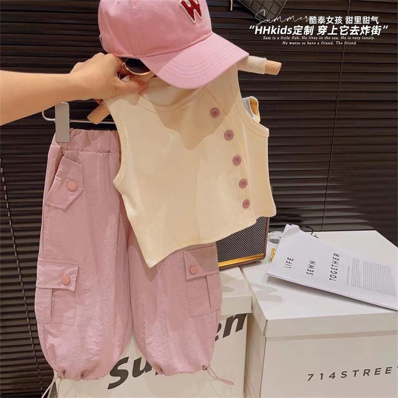 ready stock summer new style girls fashion vest co giãn + quần yếm thời trang quần hai mảnh phù hợp với cô gái bộ đồ thể thao cô gái bộ đồ mùa hè bộ đồ cô gái bộ đồ cô gái phiên bản hàn quốc