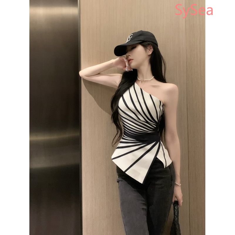 Áo Kiểu Trễ Vai Thiết Kế Độc Đáo Thời Trang Hè Cá Tính Cho Nữ