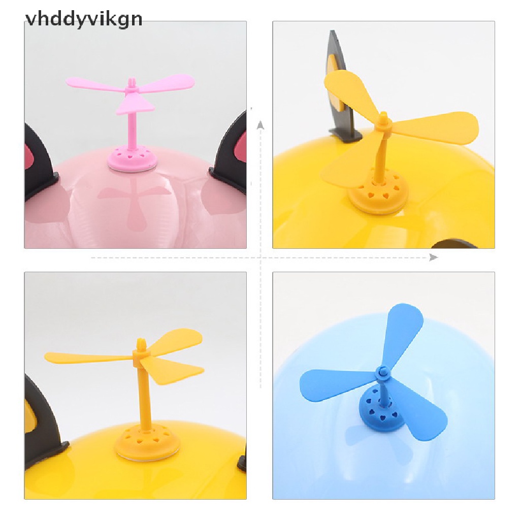 Quạt Nhỏ Bằng Tre Tự Dính Gắn Nón Bảo Hiểm Xe Máy Sáng Tạo