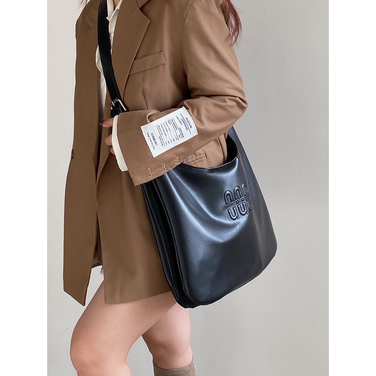Túi Xách Da Mềm Sức Chứa Lớn Mẫu Mới 2023 Thời Trang Cho Nữ