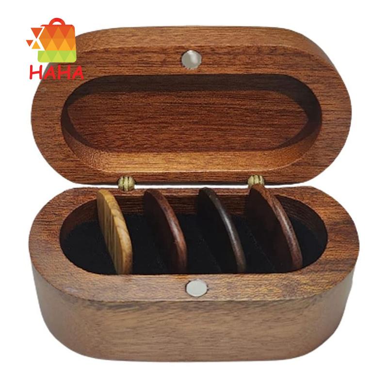 Bộ Giá Đỡ Miếng Gảy Đàn Bằng Gỗ Kèm 4 Miếng Gảy Đàn Tiện Dụng