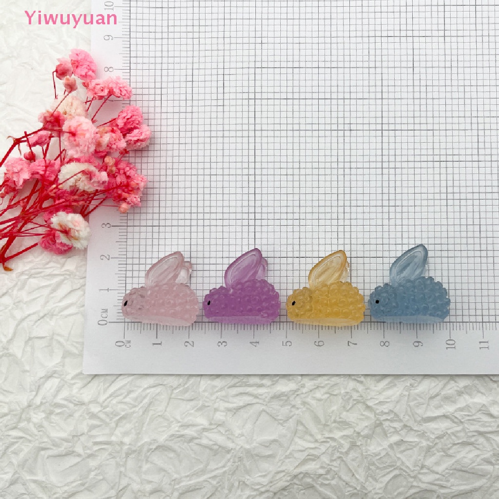 Bộ 5 Mô Hình Thỏ Mini Bằng Nhựa Màu Dạ Quang Trang Trí Xe Hơi