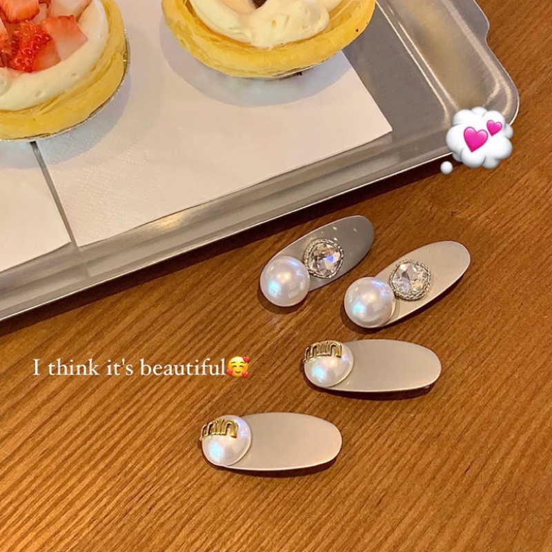 Kẹp Tóc Mỏ Vịt Đính Ngọc Trai Phong Cách Mới 2023