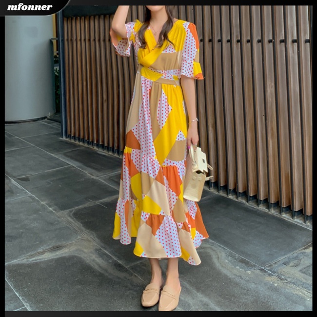 Đầm Voan Dáng Dài Họa Tiết Chấm Bi Thiết Kế Tay Loe Chiết Eo Nữ Tính