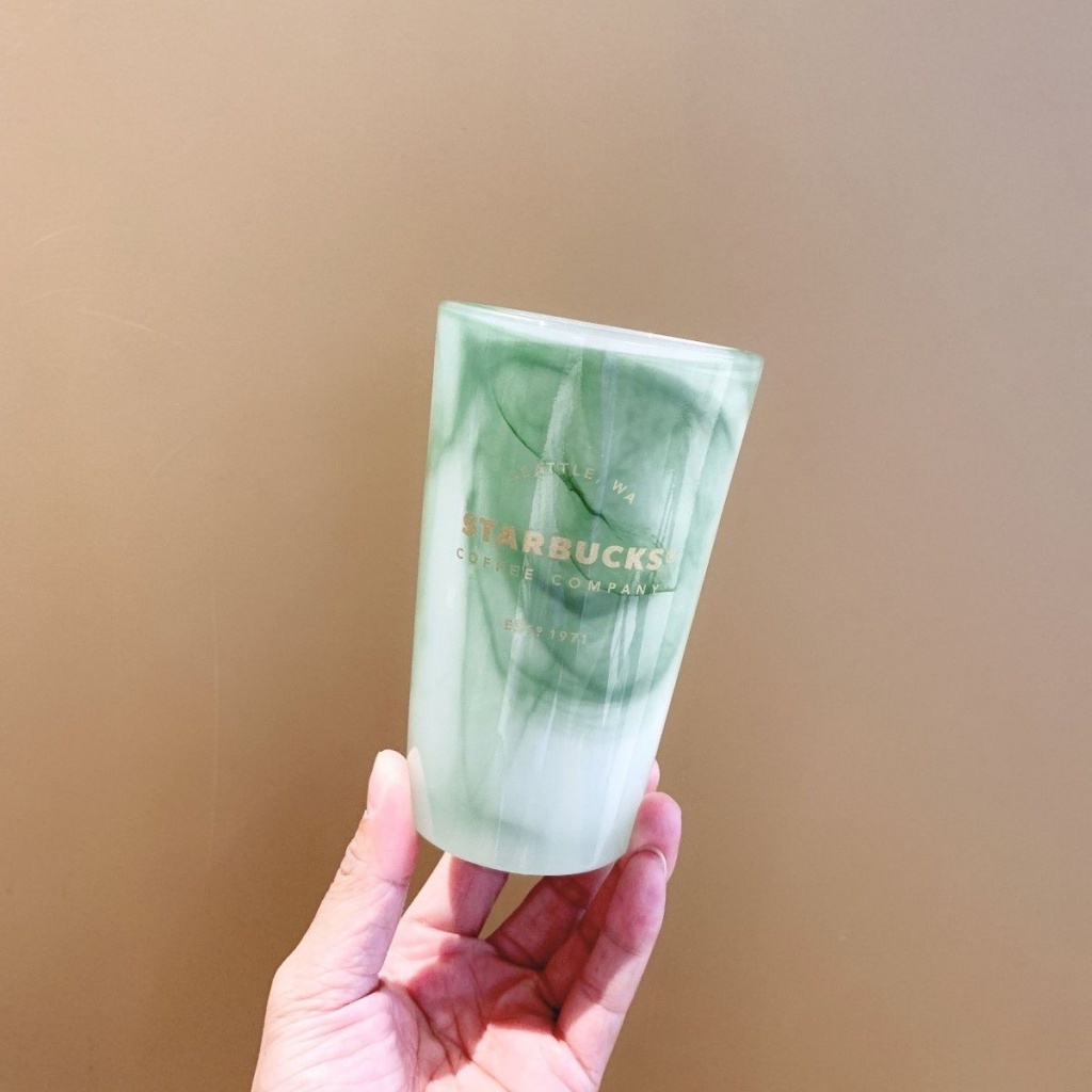 Cốc Uống Nước Starbucks Kỷ Niệm 50 Năm 2021 Bằng Thủy Tinh Họa Tiết Đá Cẩm Thạch Màu Xanh Lục Bảo