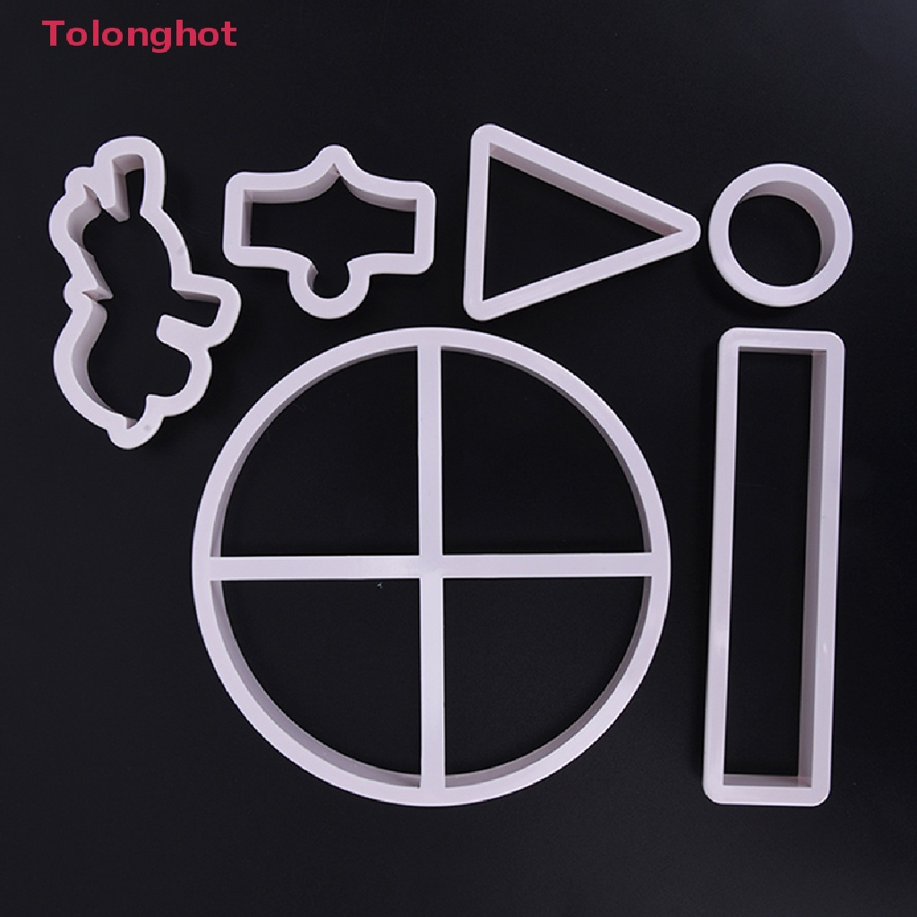 Khuôn Cắt Bánh Quy Tạo Hình Vòng Quay Ngựa Gỗ Độc Đáo Tiện Dụng