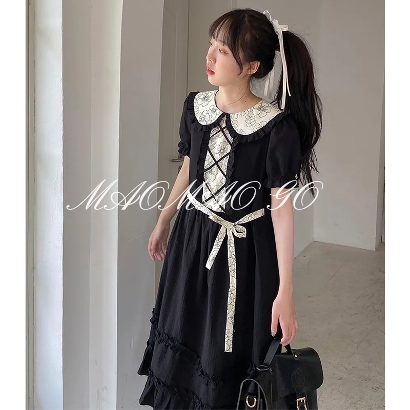 Maomao GO Đầm Midi Nhún Bèo Phối Ren Cổ Chéo Màu Trắng Đen Ngọt Ngào Phong Cách Nhật Bản Ngọt Ngào Cho Nữ Sinh