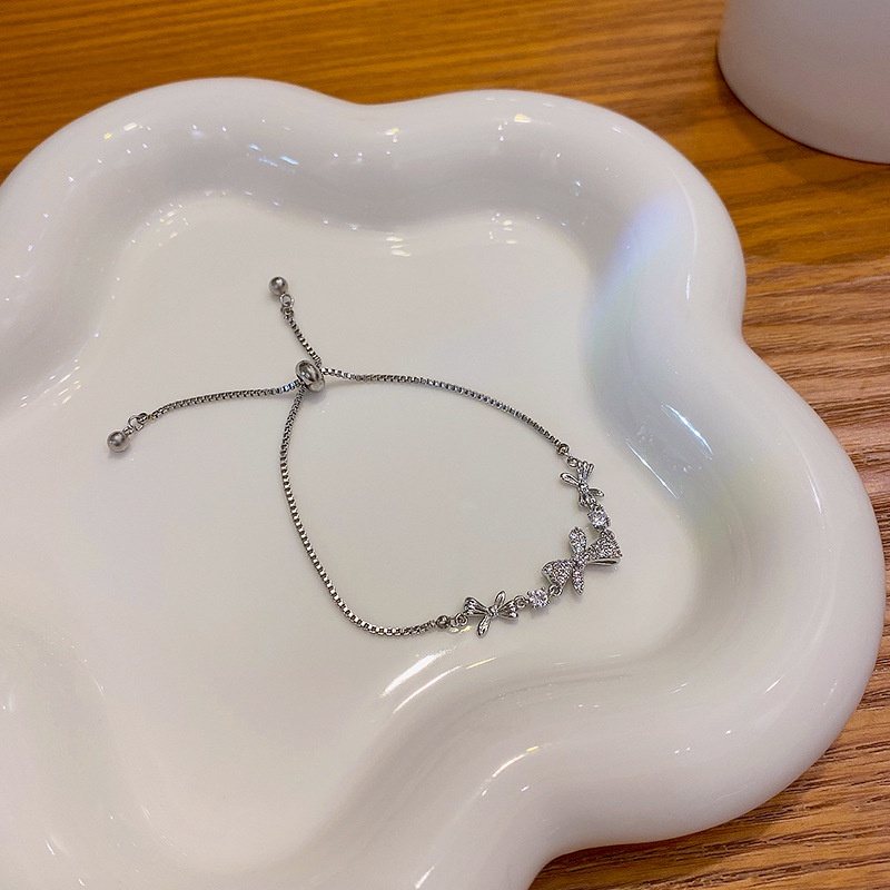 Vòng Tay Bạc Đính Đá Zircon Thời Trang Sang Trọng Cho Nữ