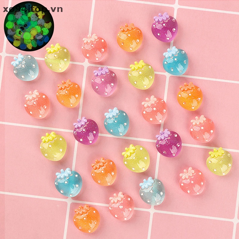 Set 2 Đồ trang trí Trái Dâu Mini Bằng Nhựa Phát Quang Dùng Để Trang Trí DIY