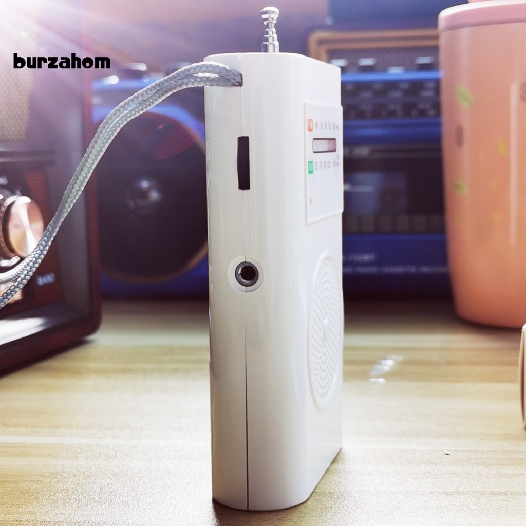 Radio AM FM Cầm Tay Sử Dụng Pin AA Màu Trắng