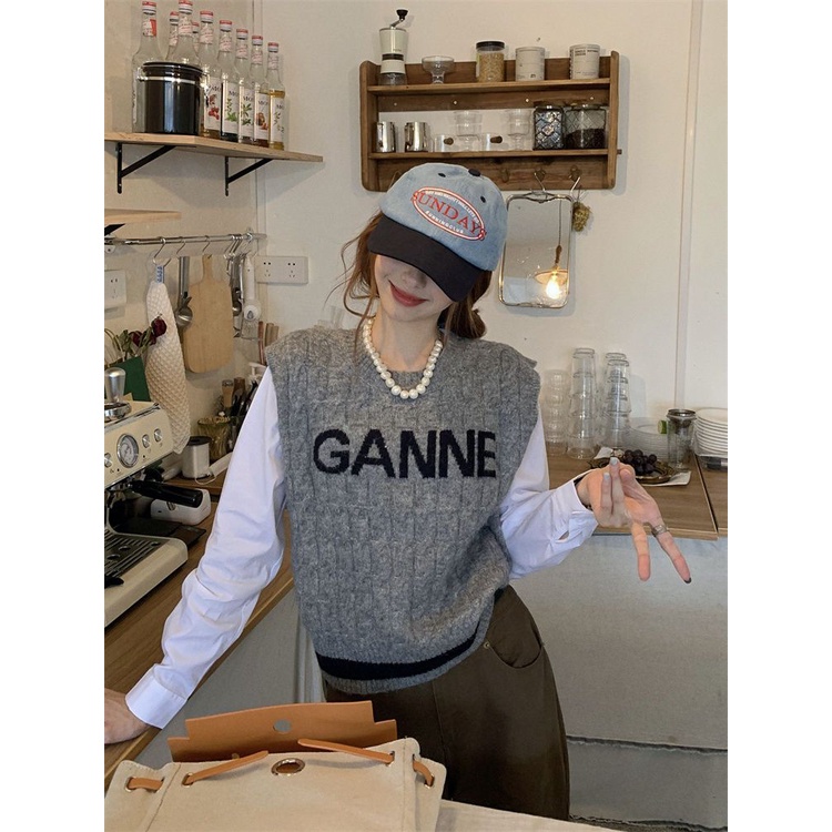 Áo Dệt Kim Sát Nách Dáng Rộng In Chữ Thời Trang Mới Cho Nữ