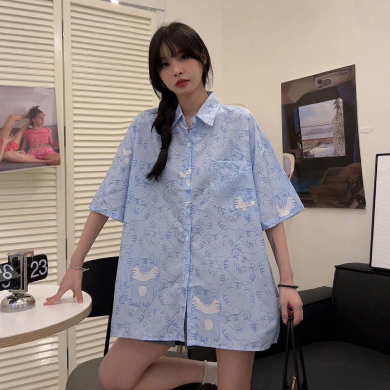 Áo Sơ Mi Tay Ngắn Dáng Rộng Họa Tiết In Phong Cách Hong Kong Cá Tính