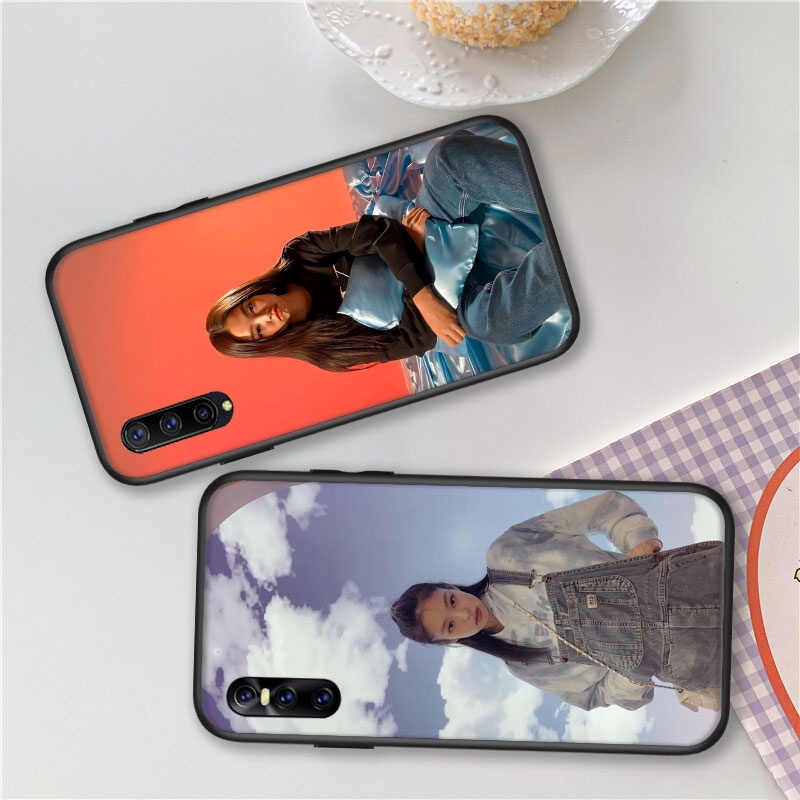 Điện Thoại Ốp Lưng jennie mini Cho iphone 14 pro plus 12