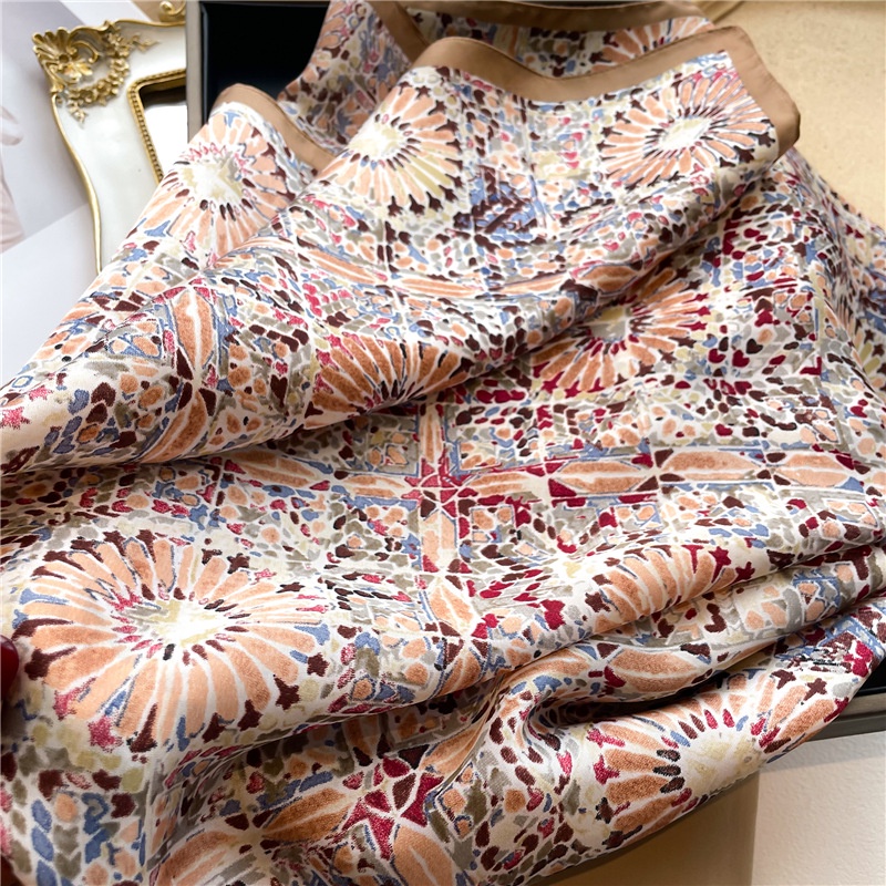 Khăn Choàng Cổ Hình Vuông Cỡ Lớn 70X70Cm In Họa Tiết Hoa Phong Cách Cổ Điển Sang Trọng Thời Trang Cho Nữ