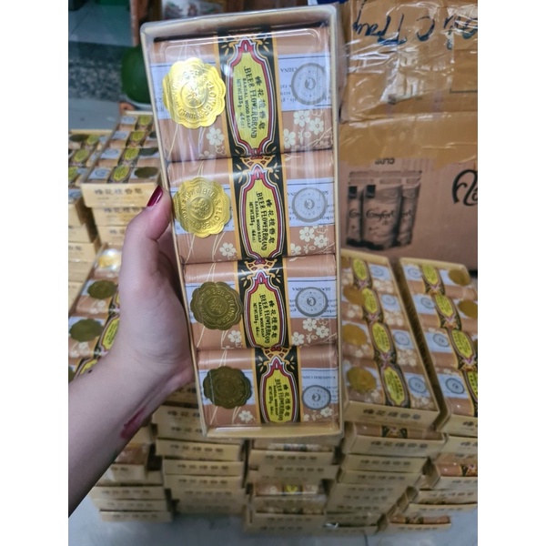 LẺ 1 CỤC Xà Bông Trầm Con Ong THÁI LAN