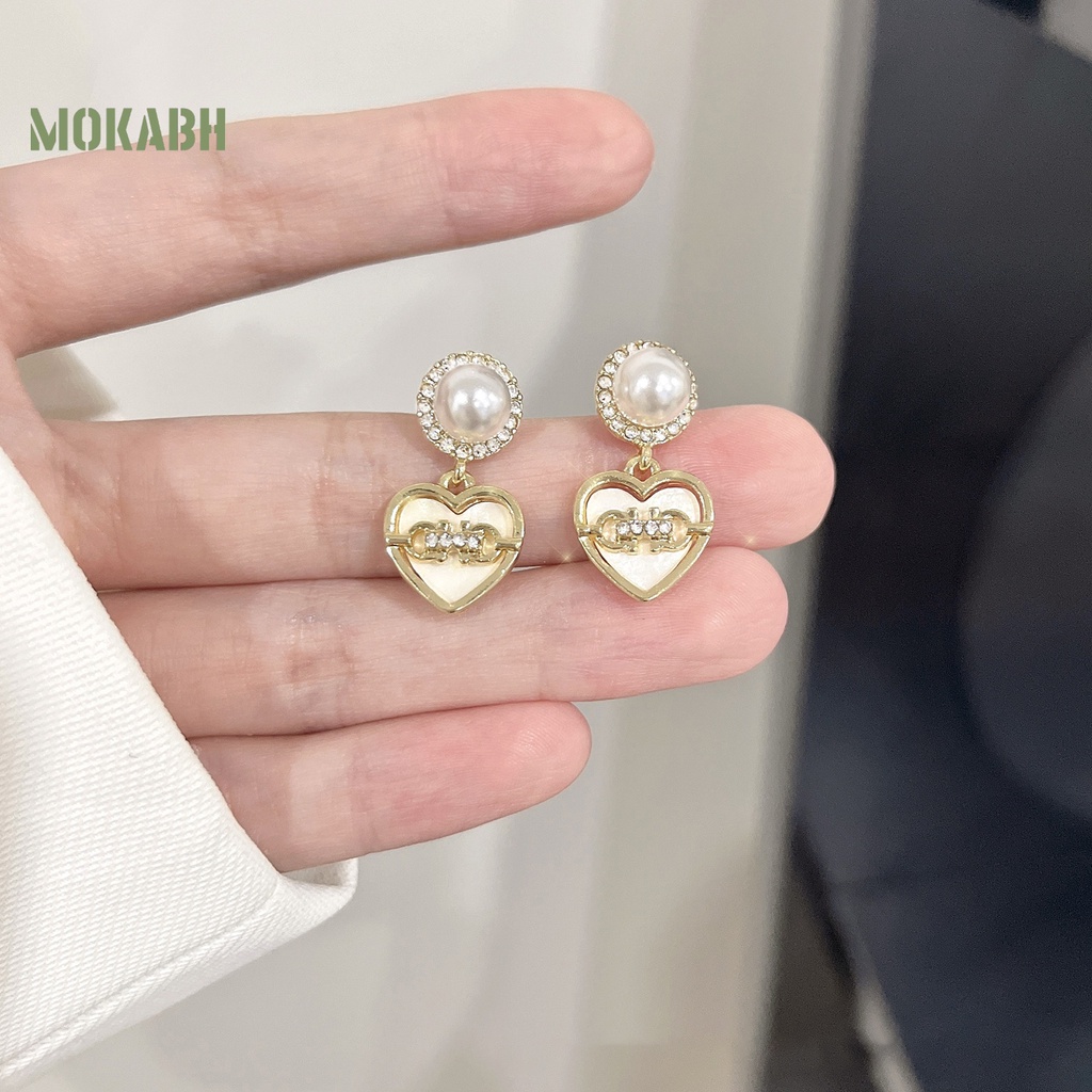 1 Đôi Bông Tai Hình Trái Tim Đính Đá Sang Trọng Dành Cho Nữ