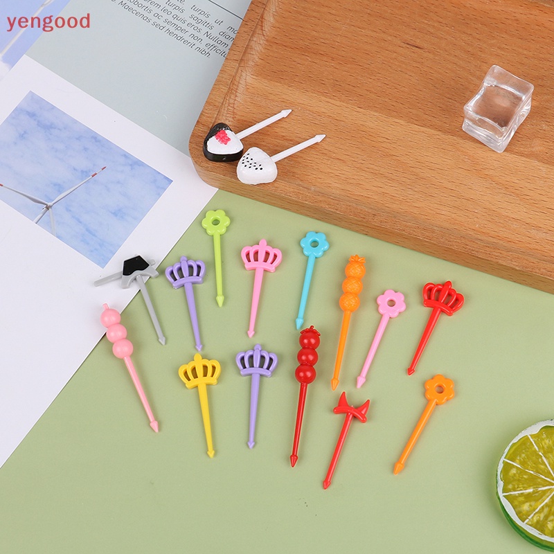 Nĩa Ăn Trái Cây / Tráng Miệng Bằng Nhựa Mini Họa Tiết Hoạt Hình Cho Bé