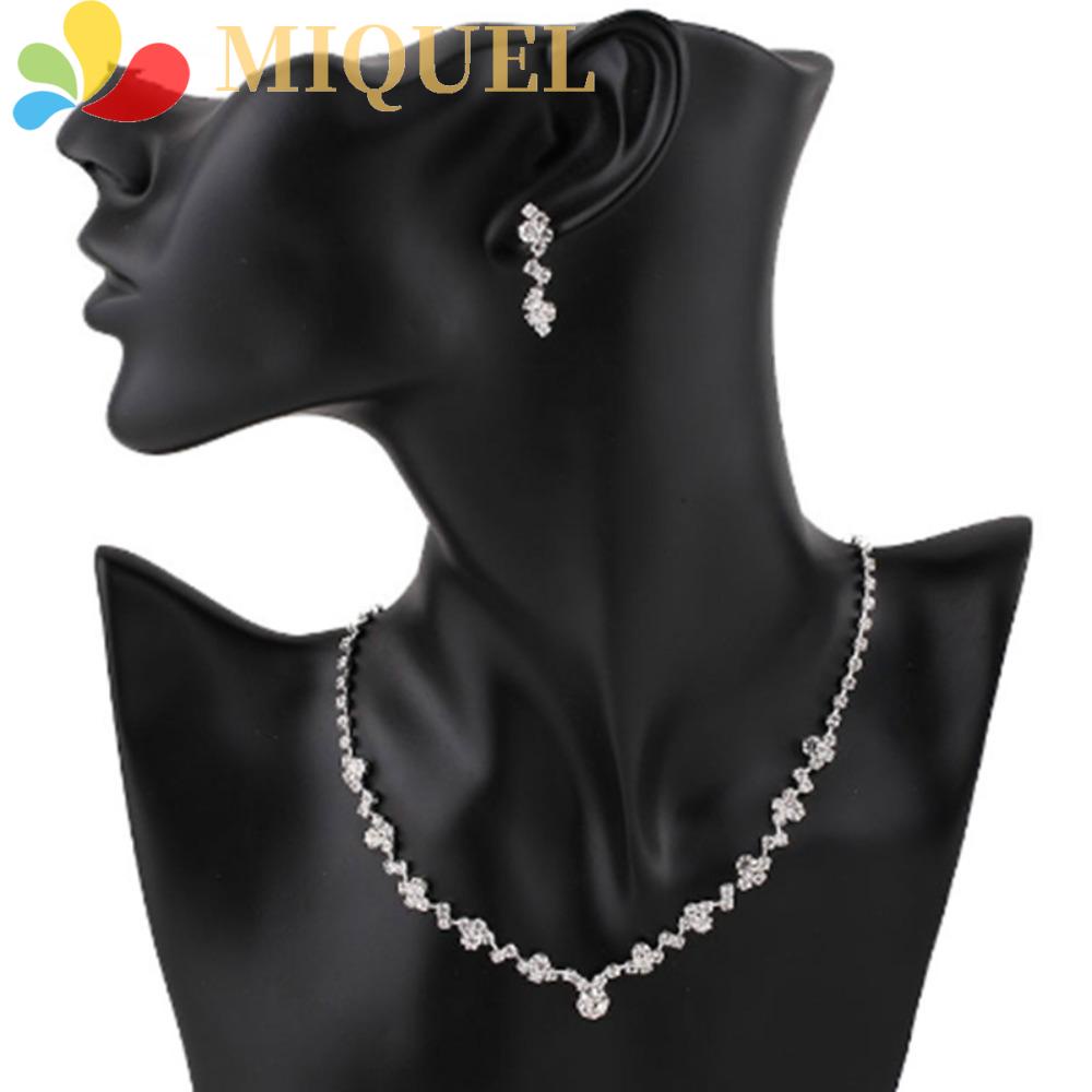 Bộ Trang Sức Đính Đá Lấp Lánh Thanh Lịch Cho Cô Dâu