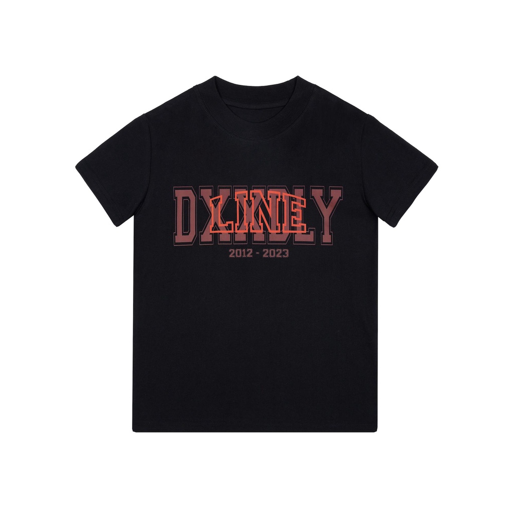 DXXDLY LINE Black Baby Tee - Áo thun baby tee đen in hoạ tiết chữ