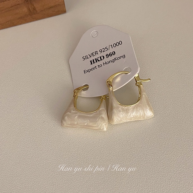 Khuyên Tai Màu Trắng Hình Túi Hình Học Ba Chiều Nhẹ Nhàng Mùa Hè 2023 Cho Nữ