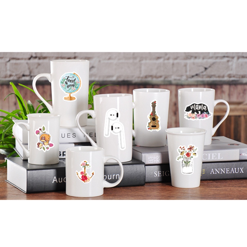 Set 50 Miếng Dán PVC Chống Nước Họa Tiết Hoạt Hình Graffiti Trang Trí Ván Trượt / Guitar / Hành Lý