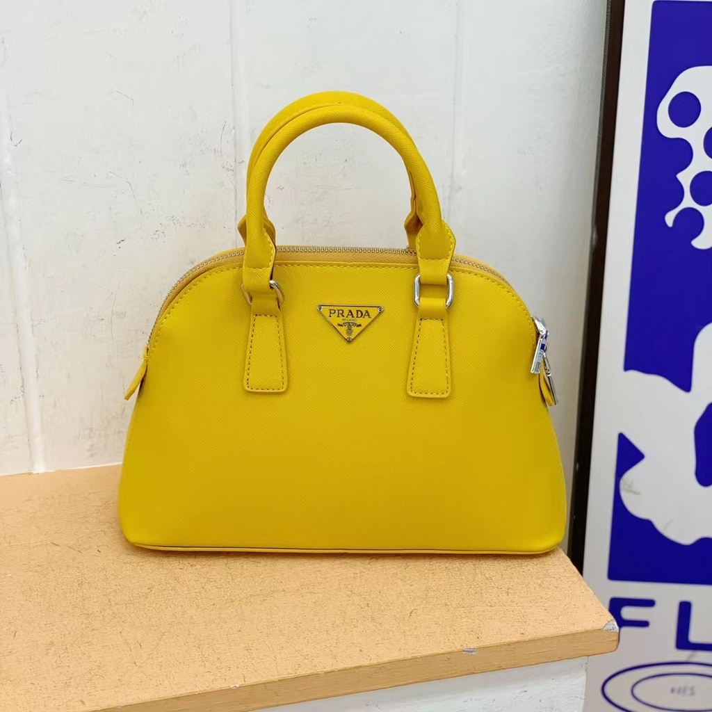 Prada1266 Casual Elegant Free Shipping Sling Bag Casual Men and Women Shoulder Bag