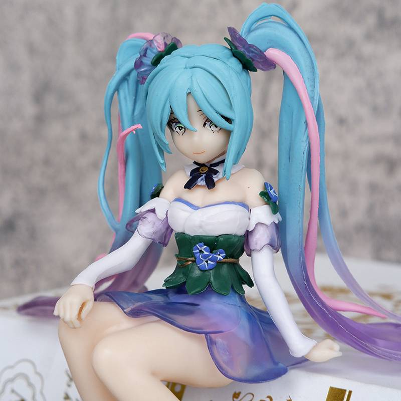 Mô Hình Búp Bê Hatsune Miku Dùng Trang Trí