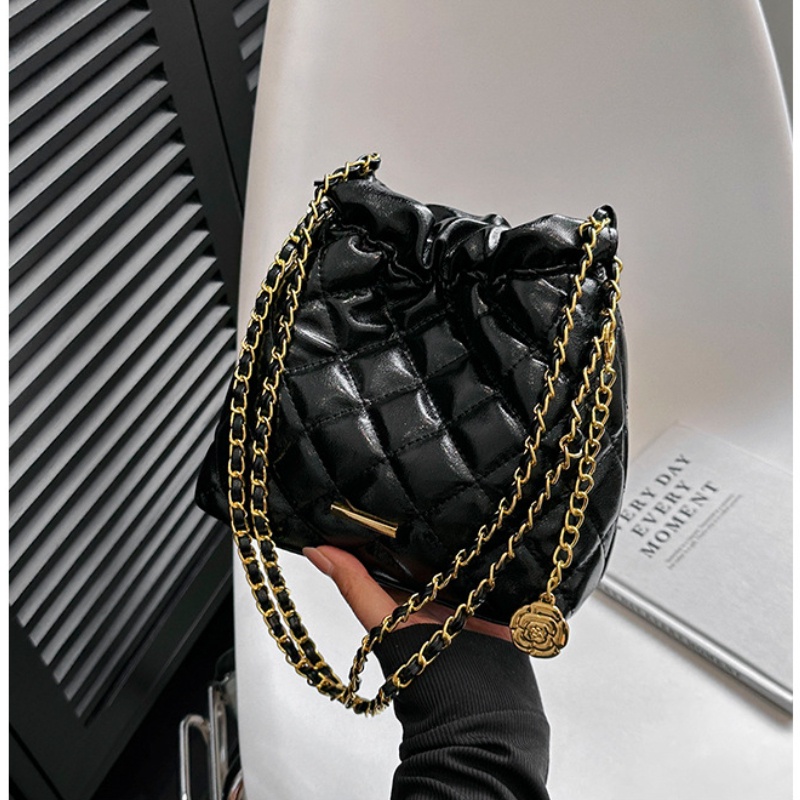 Túi Xách bucket Dây Xích Họa Tiết Kim Cương Cao Cấp Thời Trang niche