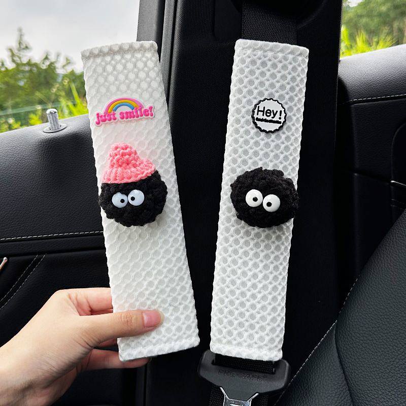 Car Safety Belt Shoulder Pad Cover Cute Small Coal Ball Net Red Creative Safety Belt Anti-Strangulation Car Interior Supplies Decoration Collection U8Dd