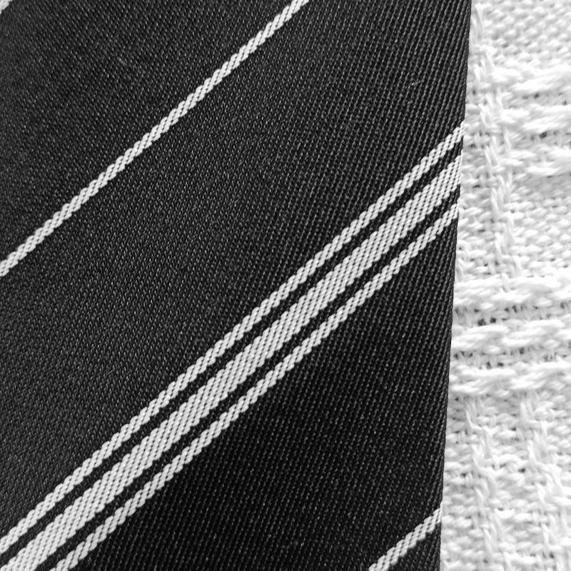 Cà Vạt Nơ Kẻ Sọc Trắng Đen Phong Cách Preppy Cho Nữ Sinh