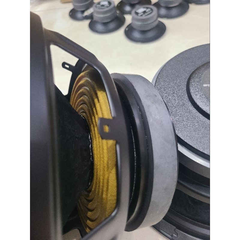 Loa bass 25 gân Mút  từ 156 coil 65 ,giá một chiếc