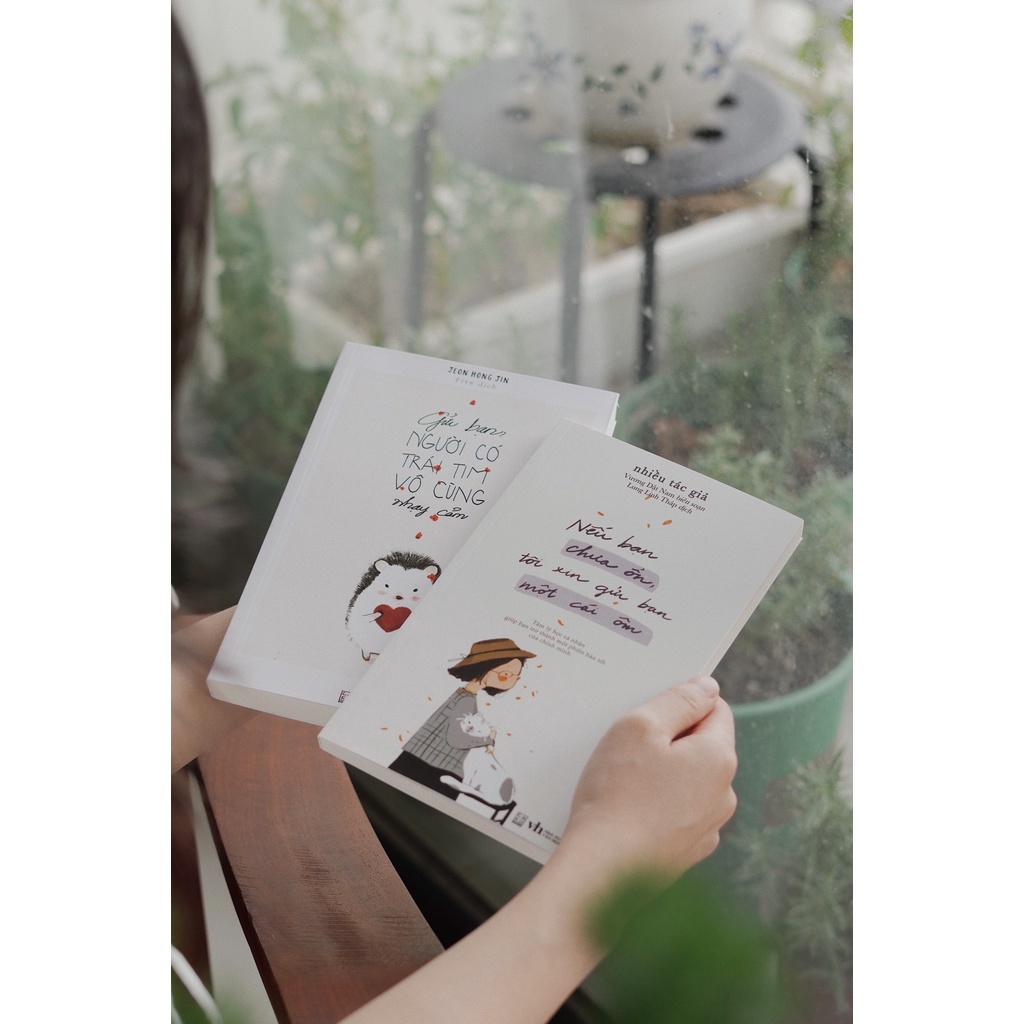 Sách  Combo Gửi bạn người có trái tim vô cùng nhạy cảm + Nếu bạn chưa ổn tôi xin gửi bạn một cái ôm - Bản Quyền