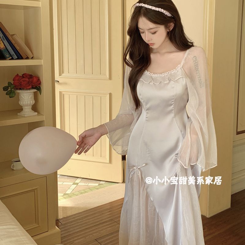 Đầm Ngủ Lụa Dáng Vừa Phong Cách Công Chúa Cổ Điển Ngọt Ngào Thời Trang Xuân Thu Cho Nữ