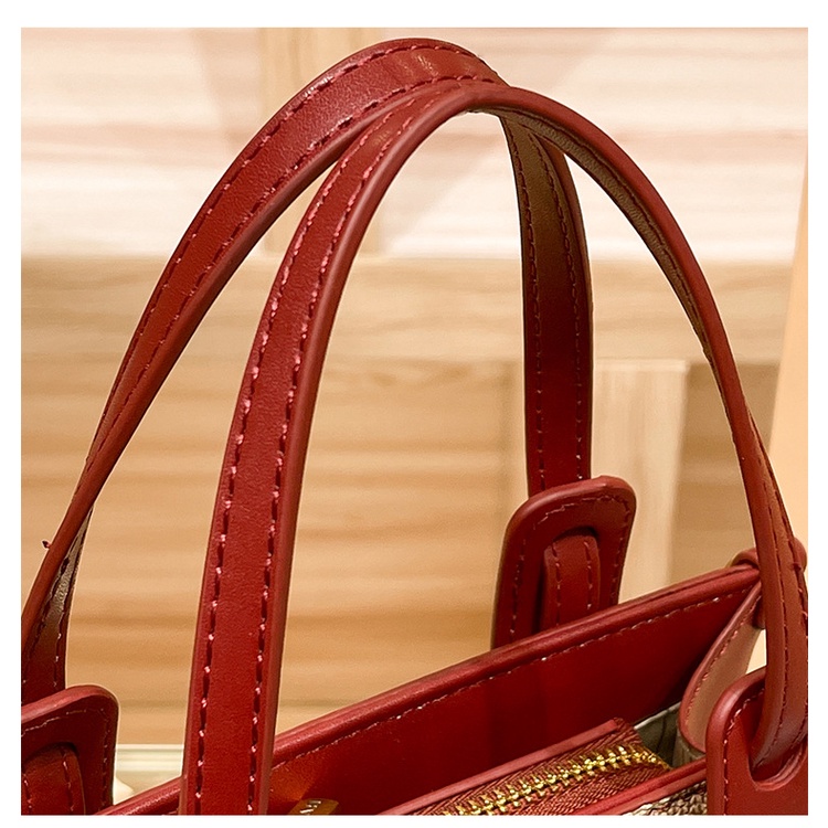 Túi Đeo Chéo Famy Thiết Kế Đơn Giản Thời Trang Mới 2023 Cho Nữ