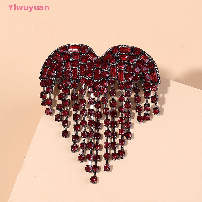 Ghim Cài Áo Hình Trái Tim Đính Đá Nhân Tạo Thời Trang