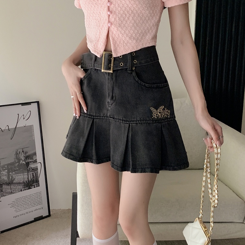 Chân váy jean Chữ A Lưng Cao Thêu Họa Tiết Bướm Xinh Xắn Dành Cho Nữ