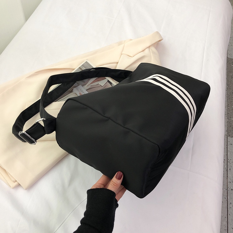 Túi Xách nylon Đeo Chéo Màu Trơn Thời Trang Chất Lượng Cao Dành Cho Nữ