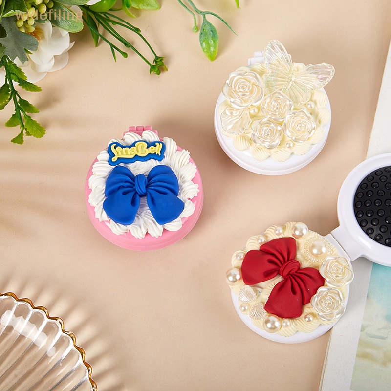 Lược Chải Tóc Mát Xa Da Đầu Tích Hợp Gương Gấp Gọn Bỏ Túi Tiện Lợi