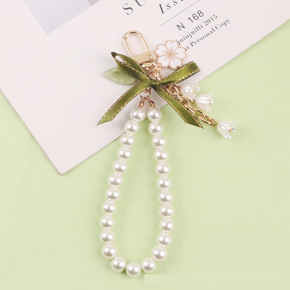 Ốp Điện Thoại Hình Hoa Lily Đính Ngọc Trai Kèm Móc Khóa Độc Đáo Trang Trí Túi Xách