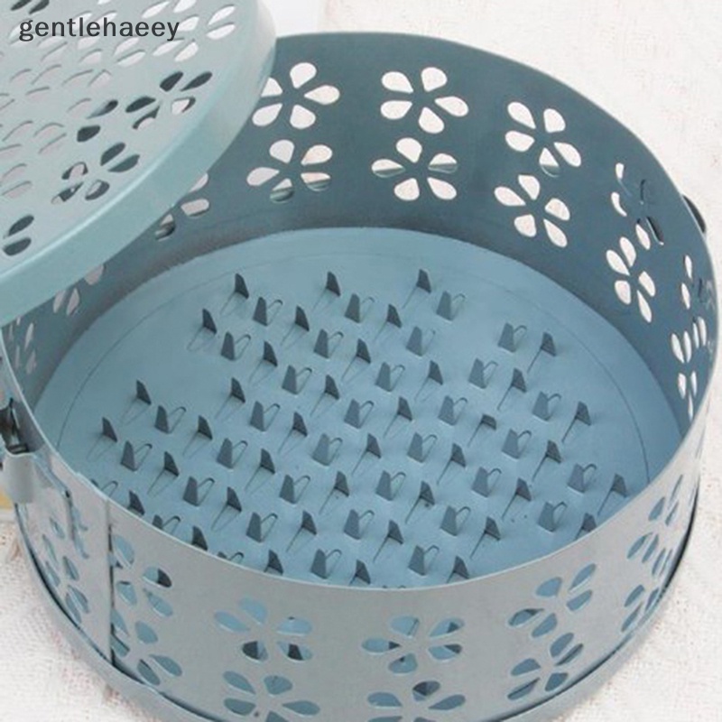 Hộp Đựng Nhang Muỗi Hình Tròn Rỗng Có Tay Cầm Tiện Dụng