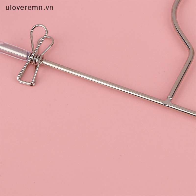 Móc Treo Quần Áo Búp Bê Bằng Nhựa Tiện Dụng