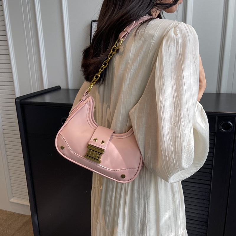 Túi Xách Tay Phối Dây Xích Dễ Phối Đồ Phong Cách Hàn Quốc Thời Trang Dành Cho Nữ