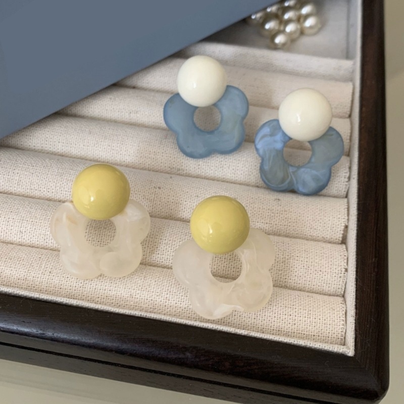 Khuyên Tai Silicone Hình Bông Hoa Xinh Xắn Dành Cho Nữ